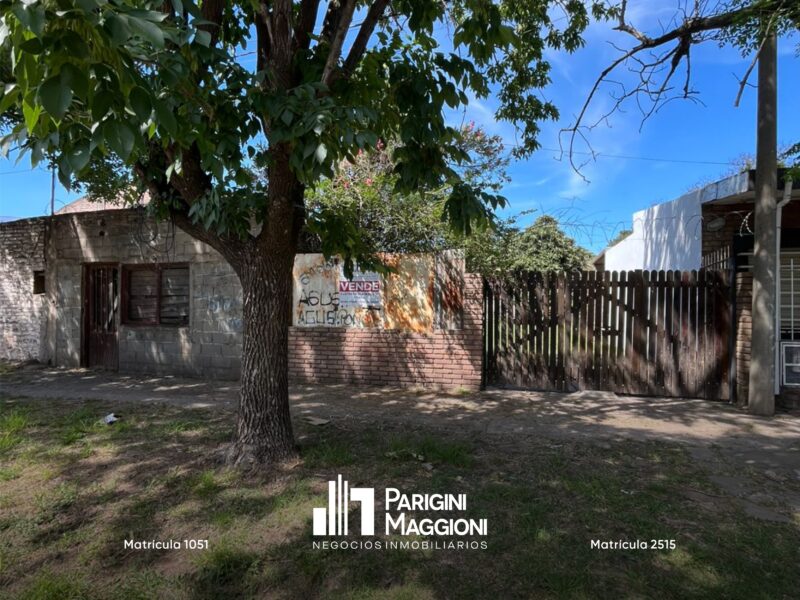 Casa + Lote en Venta en Villa Constitución