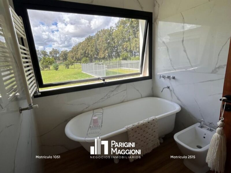 Venta – Casa Amoblada en Azahares Del Paraná - Barrio Cerrado